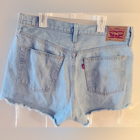 Levi's Blue Denim Shorts - Picture 4 of 6